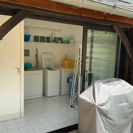 בית נופש Domaine Du Parc מונסורו